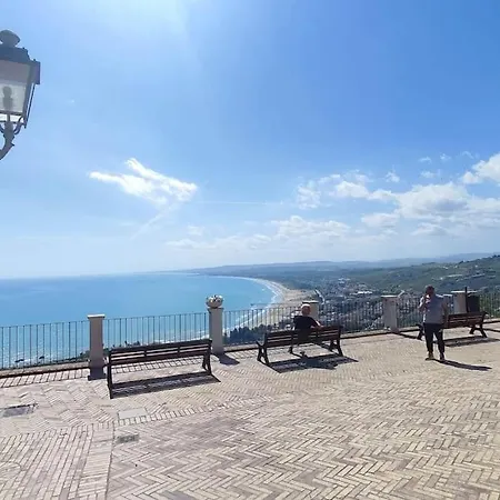 Ferienwohnung Vasto House Exterior foto